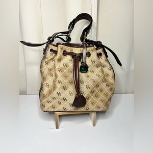 Dooney and Bourke vintage bag signature canvas logo purse